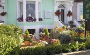  Britannia Guest House  Лландидно